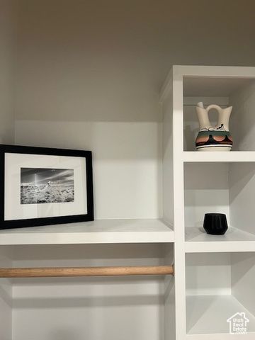 451 E 6000 N, Kenilworth, UT 84529