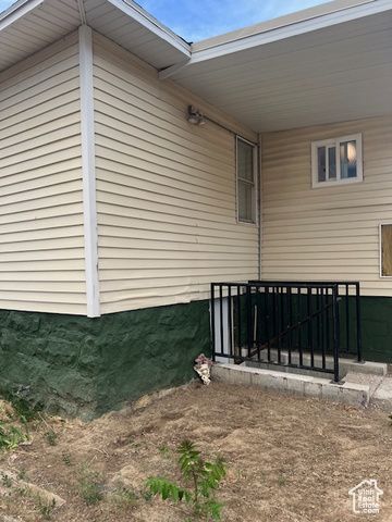 451 E 6000 N, Kenilworth, UT 84529