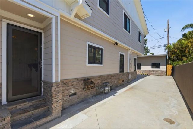 10513 Pangborn Avenue, Downey, CA 90241