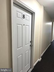 64 W ANTIETAM ST #APT. 8, Hagerstown, MD 21740