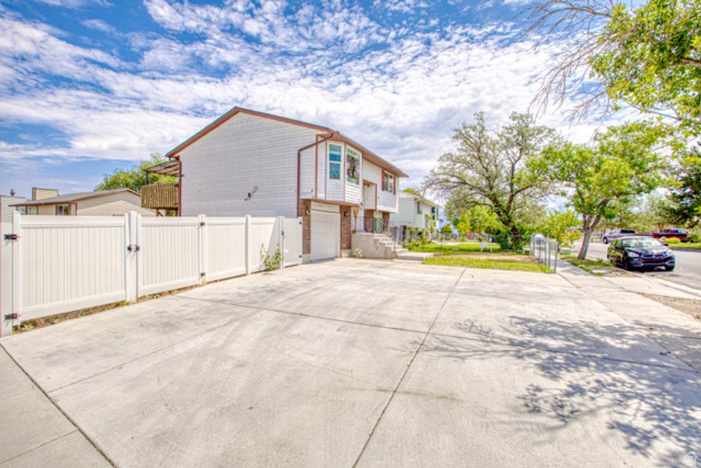 4844 W NIAGARA WAY, Salt Lake City, UT 84118 — photo 4