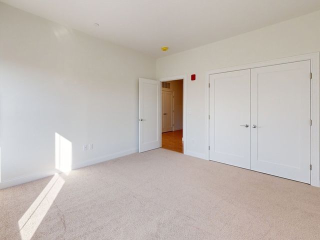 266 Monponsett Street 1201, Halifax, MA 02338