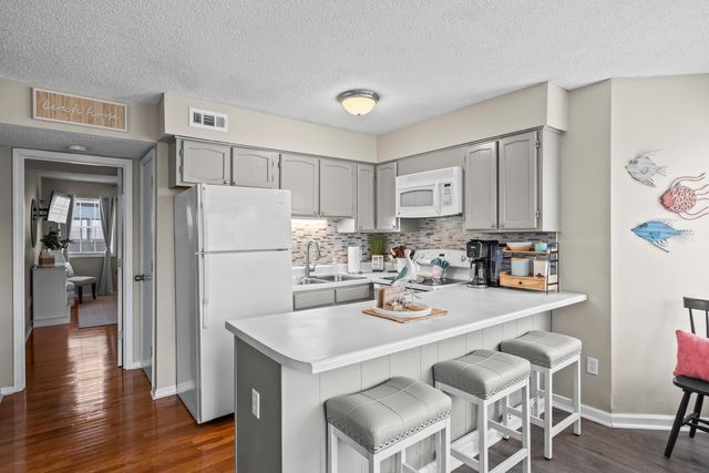 1500 Cenith Dr Apt E403, North Myrtle Beach, SC 29582