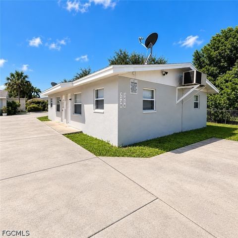 3236 Dora ST, Fort Myers, FL 33916