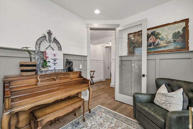 1390 E ORCHARD RIDGE LN, Kaysville, UT 84037