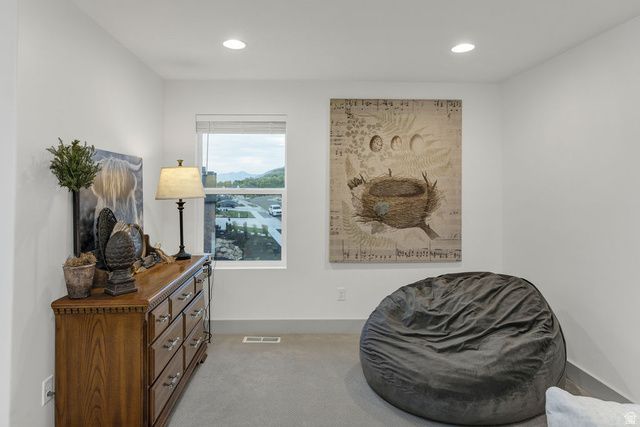 1390 E ORCHARD RIDGE LN, Kaysville, UT 84037