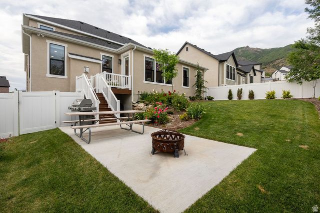 1390 E ORCHARD RIDGE LN, Kaysville, UT 84037