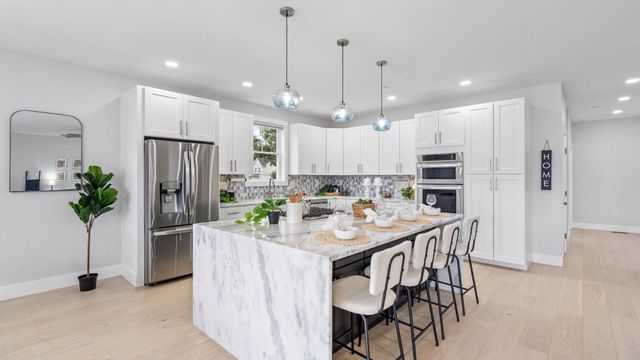 7314 WALDMAN AVE, Sparrows Point, MD 21219