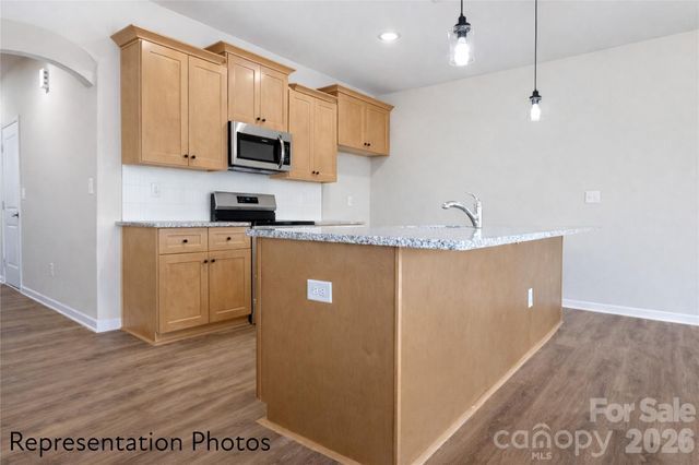 3118 Aberleaf Lane, Charlotte, NC 28227