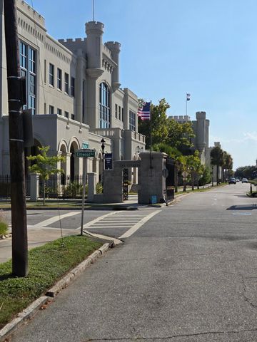 17 Maverick Street, Charleston, SC 29403