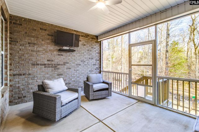 380 Bent Oak Dr, Chapin, SC 29036