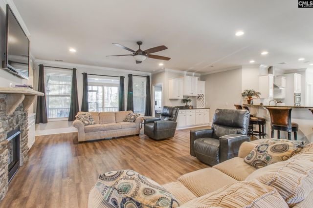 380 Bent Oak Dr, Chapin, SC 29036