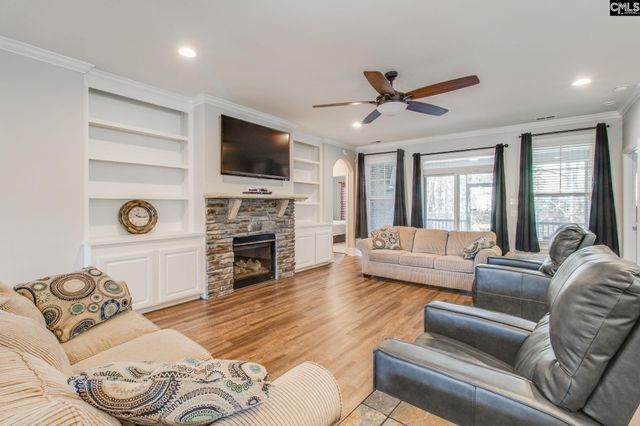 380 Bent Oak Dr, Chapin, SC 29036