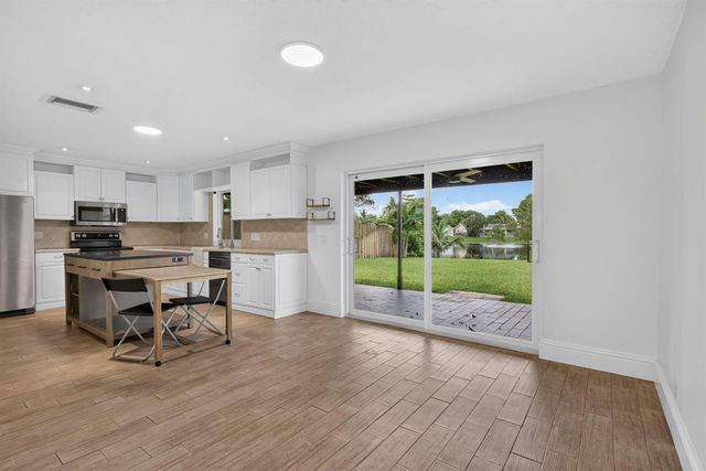6410 NW 34TH Avenue, Fort Lauderdale, FL 33309