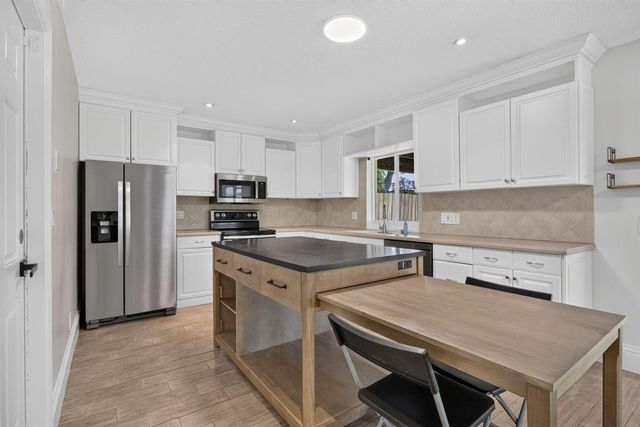 6410 NW 34TH Avenue, Fort Lauderdale, FL 33309