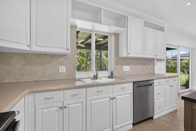 6410 NW 34TH Avenue, Fort Lauderdale, FL 33309
