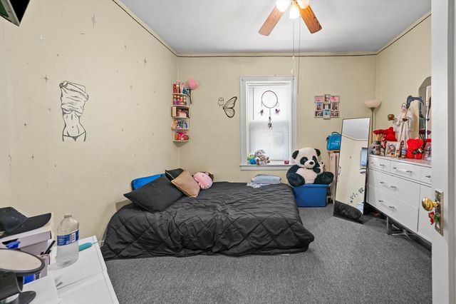 6058 S Massasoit Avenue, Chicago, IL 60638