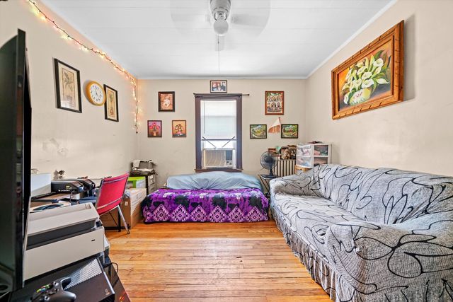 6058 S Massasoit Avenue, Chicago, IL 60638