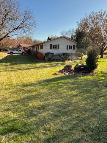 3557 Skyline Drive, Red Wing, MN 55066