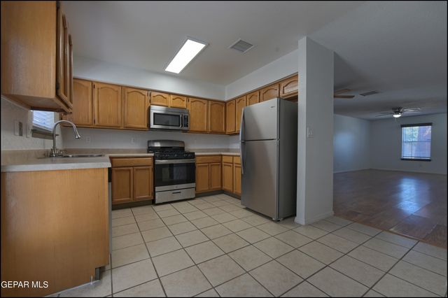 6177 Snowy River Place, El Paso, TX 79932