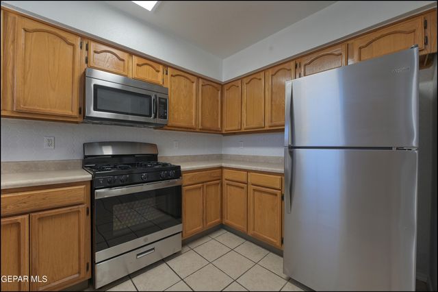 6177 Snowy River Place, El Paso, TX 79932