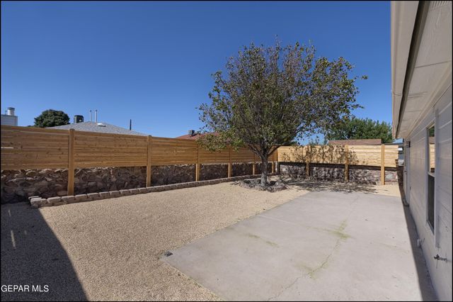 6177 Snowy River Place, El Paso, TX 79932