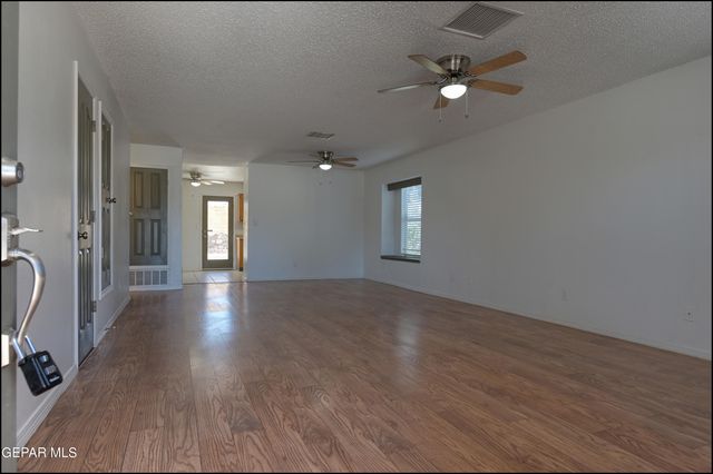 6177 Snowy River Place, El Paso, TX 79932