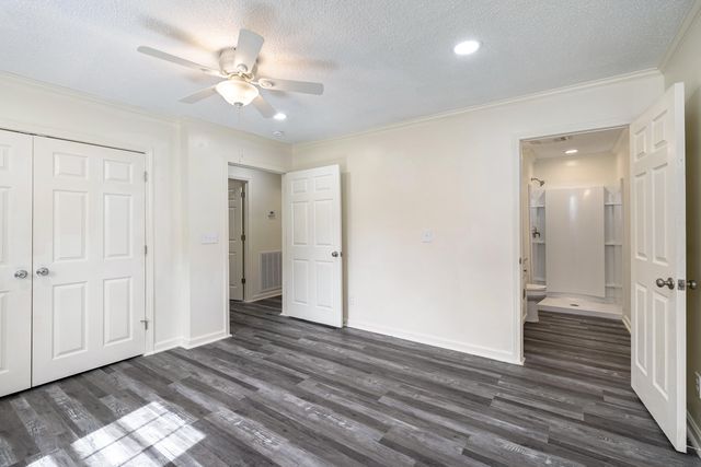 205 Eastern School Road, Mayesville, SC 29104