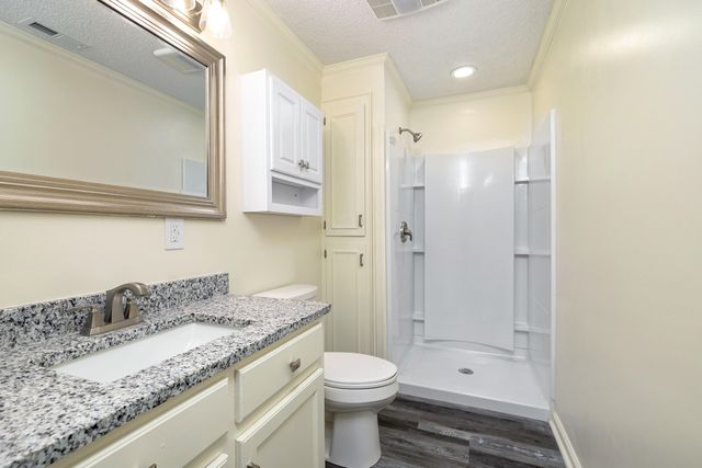 205 Eastern School Road, Mayesville, SC 29104