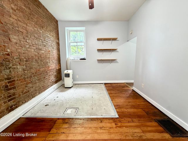 1245 S 1st St 4, Louisville, KY 40203