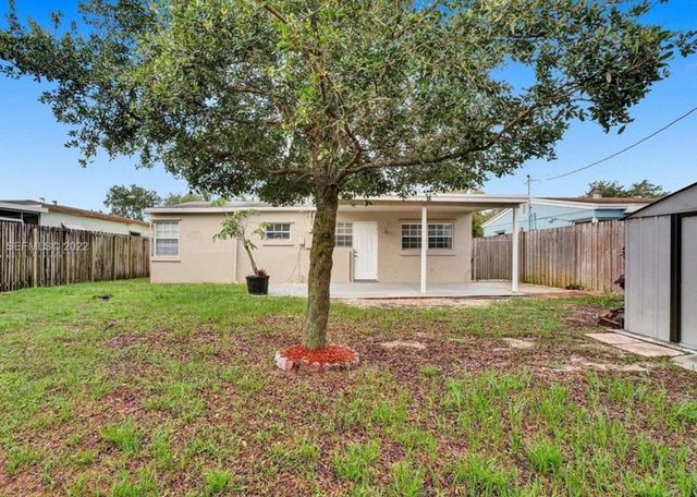 221 NW 51st Street, Fort Lauderdale, FL 33309