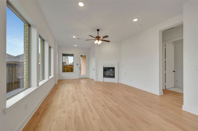 1856 Lightner Road, Van Alstyne, TX 75495