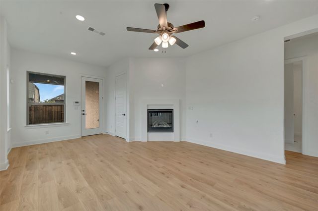 1856 Lightner Road, Van Alstyne, TX 75495