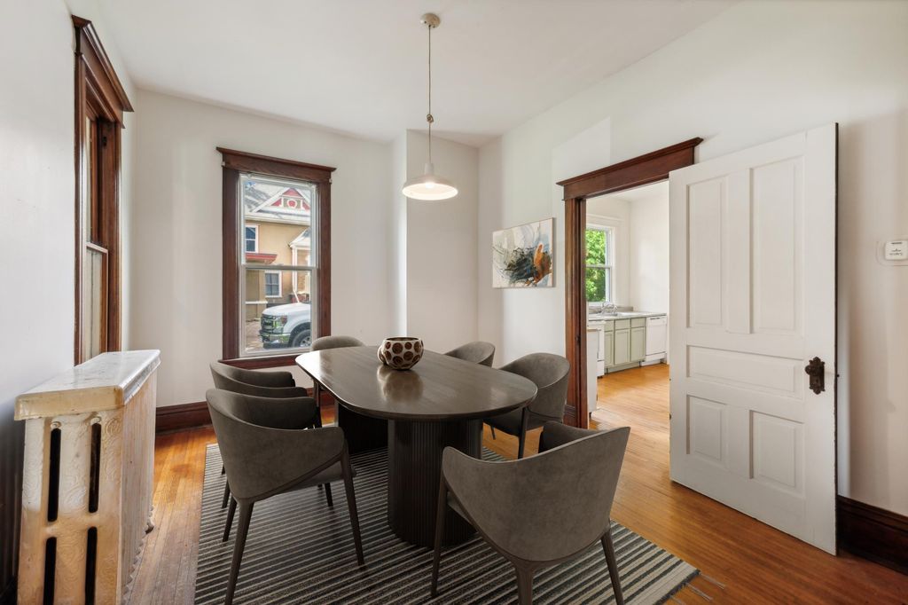 301 Angel Avenue SW 303, Watertown, MN 55388