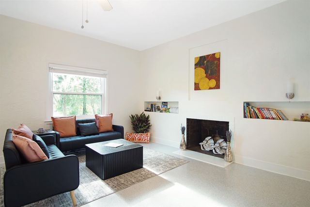 1647 Lake Ella Drive, Tallahassee, FL 32303