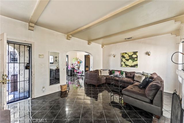 1442 W 83rd, Los Angeles, CA 90047