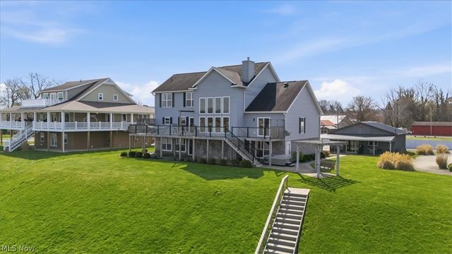 2 Stern Drive, Williamstown, WV 26187