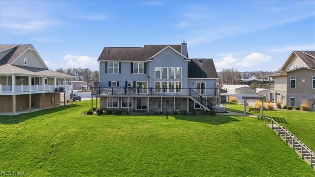 2 Stern Drive, Williamstown, WV 26187