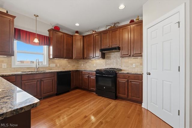 2 Stern Drive, Williamstown, WV 26187