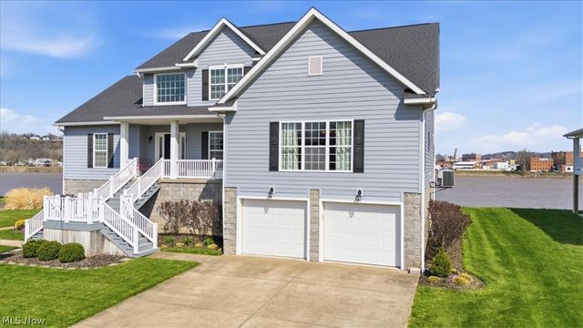 2 Stern Drive, Williamstown, WV 26187