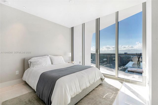 16901 Collins Ave 3005, Sunny Isles Beach, FL 33160