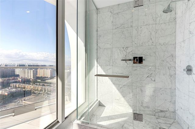 16901 Collins Ave 3005, Sunny Isles Beach, FL 33160