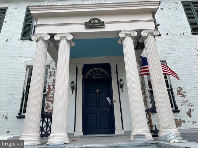 200 HIGH ST, Cambridge, MD 21613