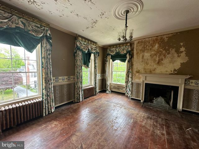 200 HIGH ST, Cambridge, MD 21613
