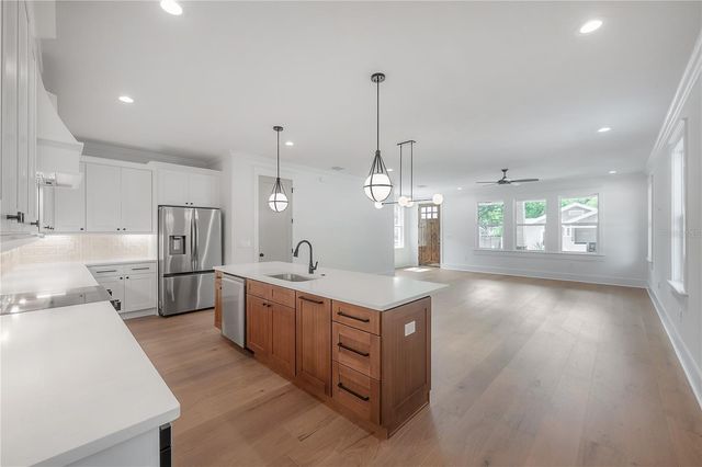 1222 E CHELSEA STREET, Tampa, FL 33603