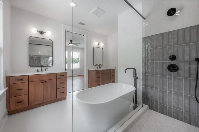 1222 E CHELSEA STREET, Tampa, FL 33603