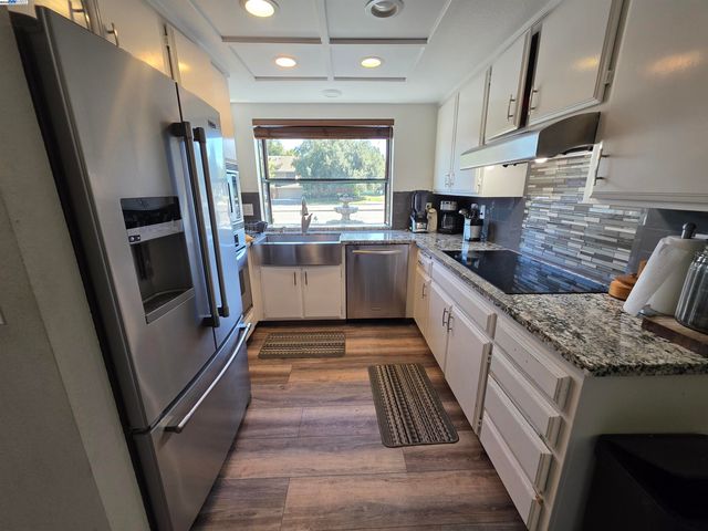 6980 Riverside Blvd, Sacramento, CA 95831