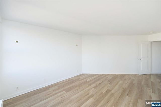 7002 Boulevard East 21B, Guttenberg, NJ 07093