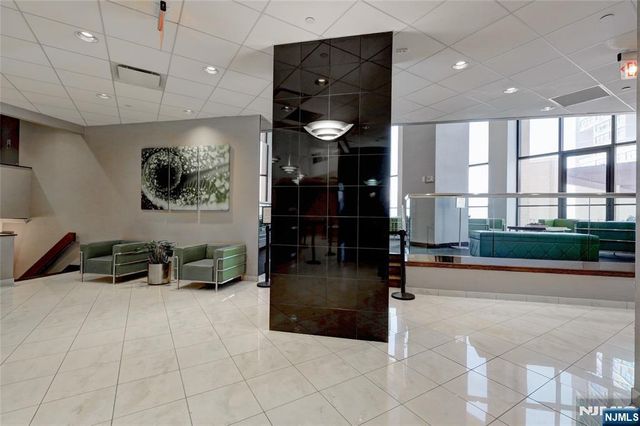 7002 Boulevard East 21B, Guttenberg, NJ 07093