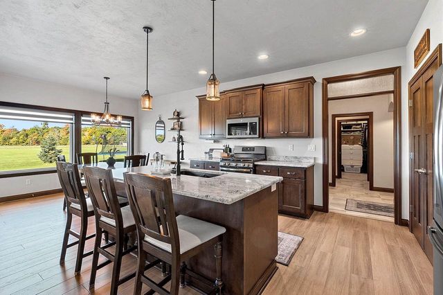 1715 RED OAK STREET, Green Bay, WI 54313
